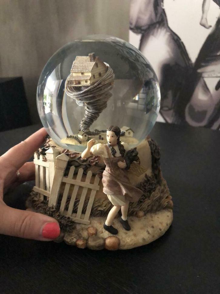 Sneeuwbal “wizard of Oz”, Verzamelen, Beelden en Beeldjes, Zo goed als nieuw, Ophalen of Verzenden