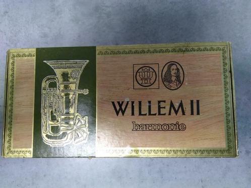 Sigarenkistje Willem II Harmonie, Verzamelen, Rookartikelen, Aanstekers en Luciferdoosjes, Gebruikt, Tabaksdoos of Verpakking