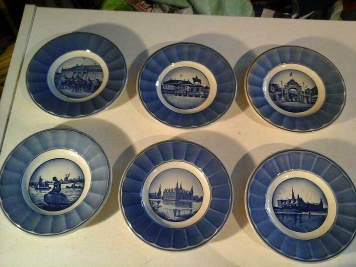 ROYAL COPENHAGEN FAJANCE - DENMARK, Antiek en Kunst, Antiek | Keramiek en Aardewerk, Ophalen of Verzenden