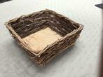 rieten mand, Huis en Inrichting, Woonaccessoires | Schalen en Manden, Ophalen, Gebruikt, Mand, Vierkant