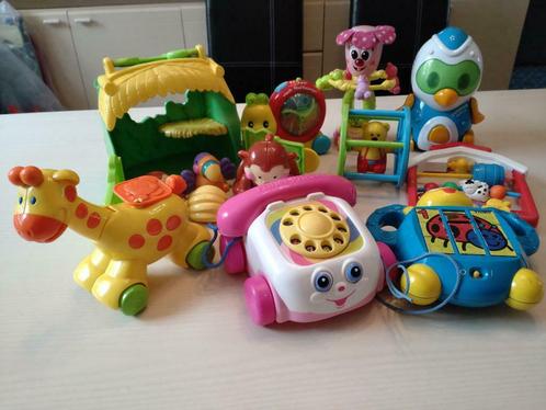Lot de 9 jouets pour bébé, Enfants & Bébés, Jouets | Jouets de bébé, Utilisé, Autres types, Avec lumière, Sonore, À roulettes