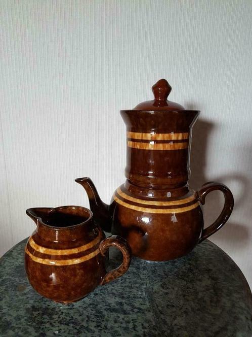 Koffieset met filter en melkkannetje (Boch), Antiek en Kunst, Antiek | Servies los, Ophalen of Verzenden