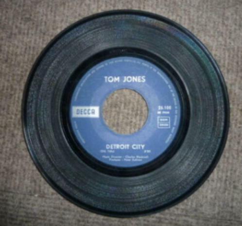 vinyl single Tom Jones : Ten guitars / Detroit city, CD & DVD, Vinyles Singles, Single, Autres genres, Enlèvement ou Envoi