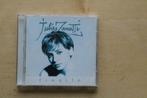 CD Julie Zenatti - Fragile, 2000 à nos jours, Enlèvement