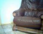 Mooie chocolade bruine lederen zetel, Minder dan 150 cm, Rechte bank, Eenpersoons, Hout