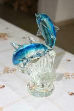 glazen beeldje met 2 blauwe dolfijnen 23 cm hoogte, Ophalen of Verzenden, Dier, Zo goed als nieuw