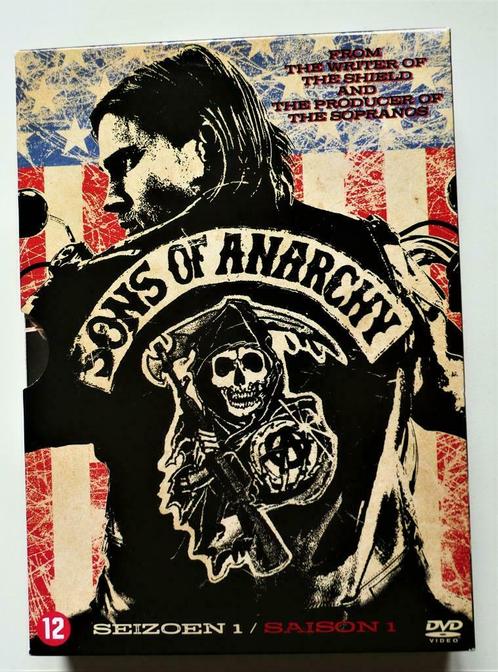 Sons of Anarchy - Saison 1  4 dvd, CD & DVD, DVD | TV & Séries télévisées, Thriller, Coffret, À partir de 12 ans, Enlèvement ou Envoi
