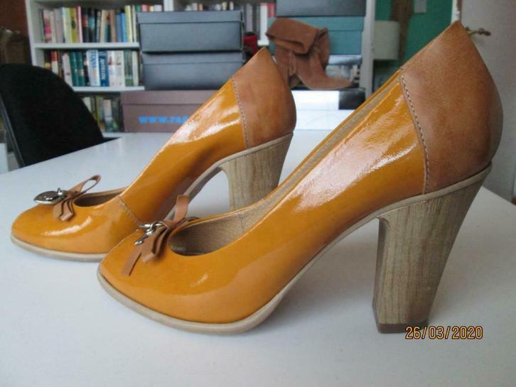 Schoenen van Boo - maat 39, Kleding | Dames, Schoenen, Zo goed als nieuw, Pumps, Ophalen of Verzenden