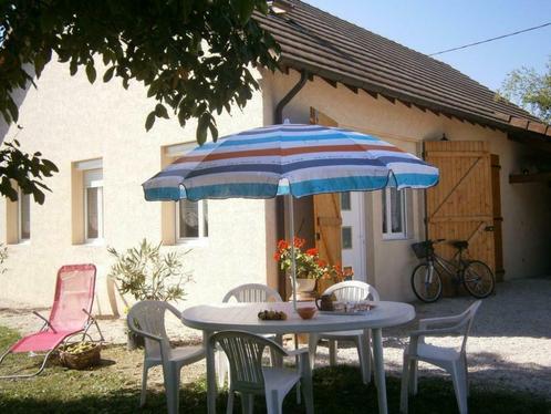 Le gÏte du globe trotteur, Vakantie, Vakantiehuizen | Frankrijk, Bourgogne, Landhuis of Villa, Dorp, Aan meer of rivier, In bergen of heuvels