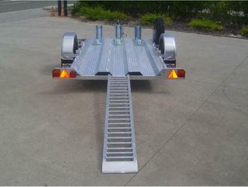 Professionele Motortrailer TE HUUR voor 2 zware motoren