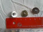 boutons argenté 15 mm avec motif tête de lion à queue B1526, Bouton ou Boutons, Enlèvement ou Envoi, Neuf