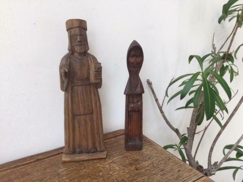 Kavel van 2 oude houten religieuze beeldjes, Antiek en Kunst, Antiek | Religieuze voorwerpen, Ophalen of Verzenden