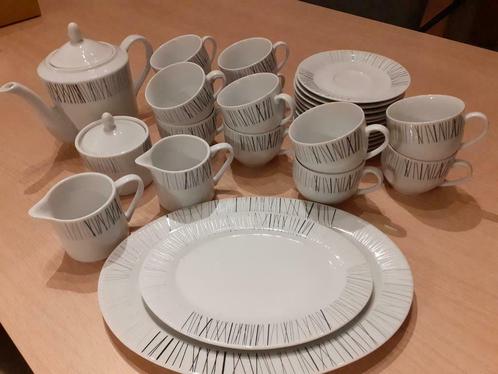 Modern koffieservies 12 delig, Huis en Inrichting, Keuken | Servies, Zo goed als nieuw, Ophalen
