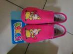 Gesloten pantoffel bumba meisjes maat 24, Kinderen en Baby's, Kinderkleding | Schoenen en Sokken, Ophalen, Gebruikt, Meisje, Overige typen