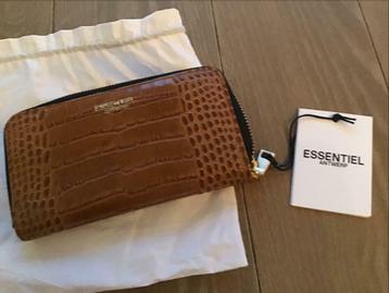 Portemonnee Essentiel nieuw camelkleur, Neuf, Autres marques, Cuir, Autres couleurs
