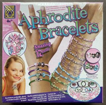 Aphrodite bracelets beschikbaar voor biedingen