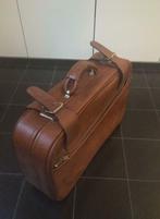 Vintage bruine reiskoffer (33x55x14), Handtassen en Accessoires, Koffers, Ophalen