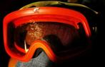 Carrera vintage skibril kids commander hyper red, Sport en Fitness, Skiën en Langlaufen, Ophalen of Verzenden, Gebruikt, Kleding