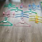 Cintres pour enfants en plastique, avec figurine, Enfants & Bébés, Enlèvement, Comme neuf