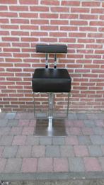 Stoel, Ophalen, Gebruikt