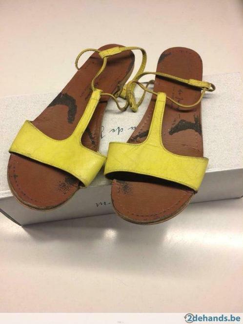 Sandaaltjes manuela de Juan - maat 35, Kinderen en Baby's, Kinderkleding | Schoenen en Sokken, Gebruikt, Overige typen, Meisje