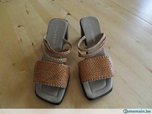 Mules  pour femme tressée - Neuves, Kleding | Dames, Schoenen, Gedragen, Overige typen, Ophalen of Verzenden