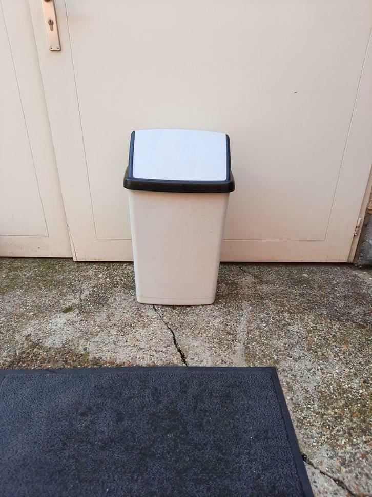 Grijze opbergbak/vuilniszakhouder van Sunware, Huis en Inrichting, Woonaccessoires | Prullenbakken, Ophalen of Verzenden