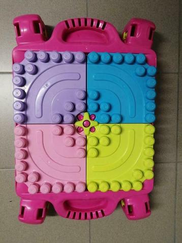 Bouwtafel megabloks meisje, Enlèvement ou Envoi, Comme neuf, Megabloks