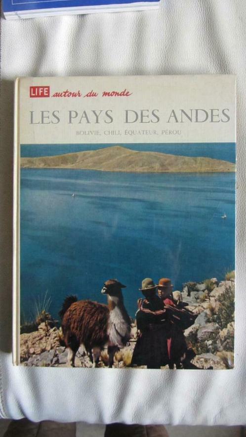 Le Pays des Andes, Boeken, Streekboeken en Streekromans, Gelezen, Ophalen of Verzenden