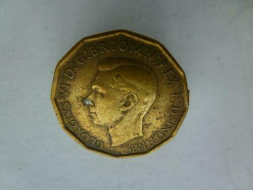ancienne pièce de monnaie Georges VI 1949 une broche en est, Envoi, Autres pays, Monnaie en vrac
