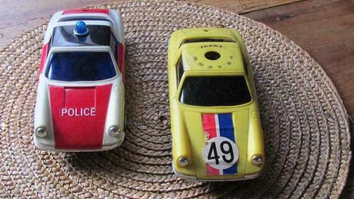 2 PORSCHES 911 échelle 1/24 en plastique, Hobby & Loisirs créatifs, Voitures miniatures | 1:24, Utilisé, Voiture, Enlèvement ou Envoi