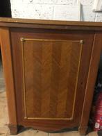 Machine à coudre avec meuble en bois