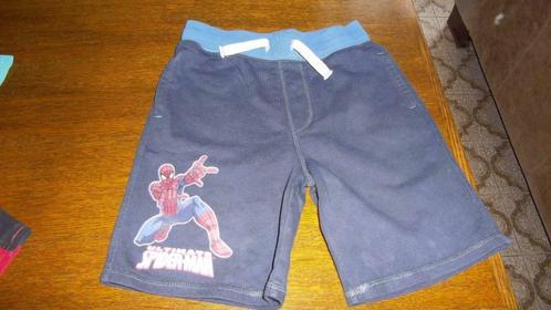 Short garçon 116 - Spiderman, Enfants & Bébés, Vêtements enfant | Taille 116, Comme neuf, Pantalon, Enlèvement ou Envoi