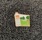 PIN - VITTEL - WATER - EAU MINÉRALE - LE TERRAIN DE GOLF, Collections, Envoi, Comme neuf, Marque, Insigne ou Pin's