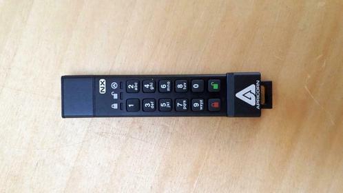 Apricorn veilige USB stick (4GB), Computers en Software, USB Sticks, Zo goed als nieuw, 4 GB, Ophalen of Verzenden