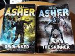 2 livres de Neal Asher, Zo goed als nieuw, Ophalen