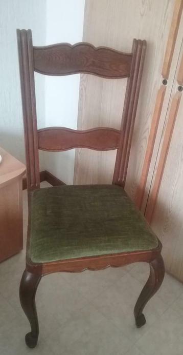 2 zeer stevige eiken stoelen, met groenfluwelen zitting, Huis en Inrichting, Stoelen, Ophalen, Hout, Gebruikt, Overige kleuren