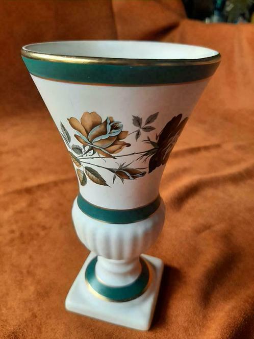 Vaasje, Plateel Gouda Holland, Antiek en Kunst, Curiosa en Brocante, Ophalen of Verzenden