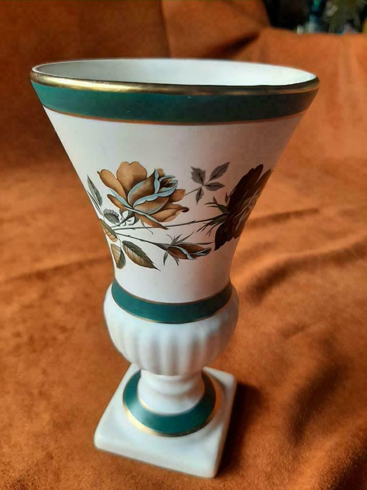 Vaasje, Plateel Gouda Holland, Antiek en Kunst, Curiosa en Brocante, Ophalen of Verzenden