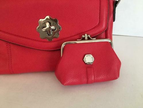 Handtas rode lederen Boo! met geldbeugel en spiegeltje, Handtassen en Accessoires, Tassen | Damestassen, Nieuw, Handtas, Rood