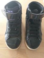 Puma sneakers zwart/paars mt 28, Schoenen, Meisje, Gebruikt, Ophalen