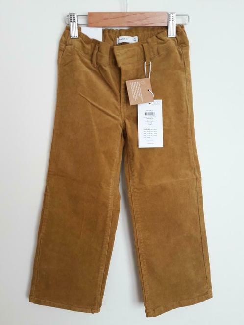 Pantalon marron clair en velours côtelé Name It - taille 116, Enfants & Bébés, Vêtements enfant | Taille 116, Neuf, Garçon ou Fille