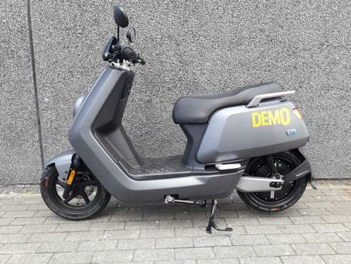Niu NQi (elektrisch: 25 km/h of 45 km/h), Motoren, Motoren | Overige merken, Bedrijf, Scooter, 11 kW of minder, Ophalen