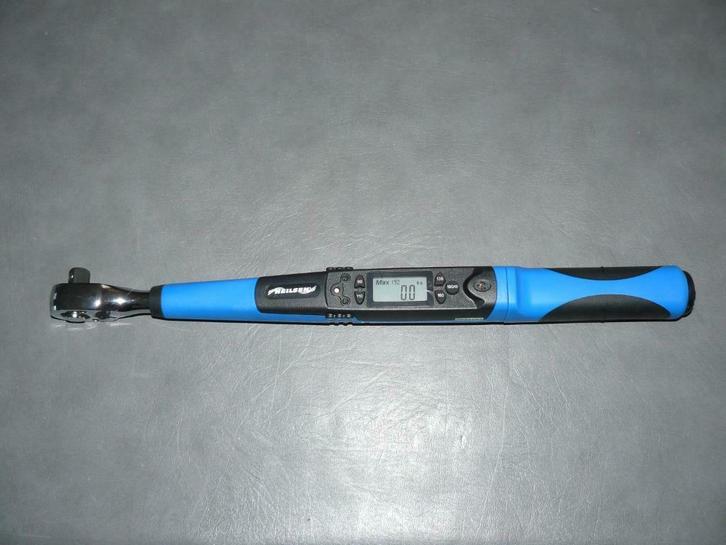 Clé dynamométrique numérique 1/2 40-200nm livraison gratuite, Autos : Divers, Outils de voiture, Neuf, Enlèvement ou Envoi