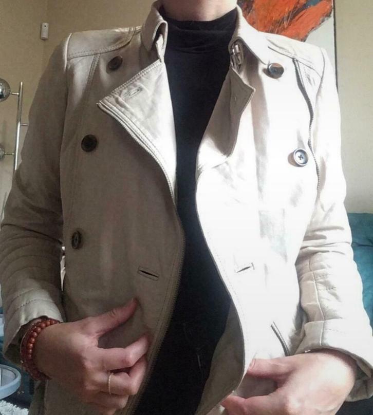 Blouson perfecto CAROLL en cuir beige, Kleding | Dames, Jassen | Zomer, Gedragen, Maat 38/40 (M), Beige, Ophalen of Verzenden