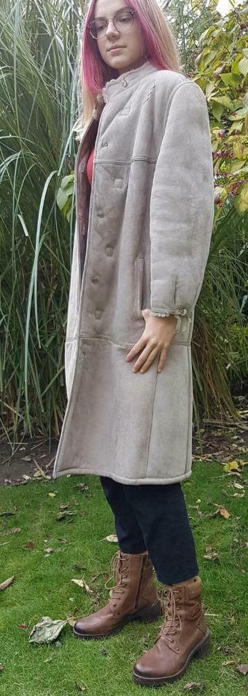 Long manteau dame, marque Stadick, en mouton, taille 38/40
