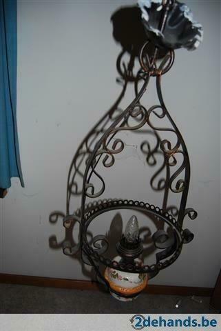 Smeedijzeren hanglusters (2 stuks) beschikbaar voor biedingen