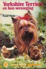 Yorkshire Terriers en hun verzorging, Ruud Haak, Boeken, Ophalen of Verzenden, Gelezen, Honden