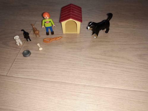 7 petits ensembles Playmobil+animaux - prix cadeau Noël 2023, Enfants & Bébés, Jouets | Playmobil, Comme neuf, Ensemble complet