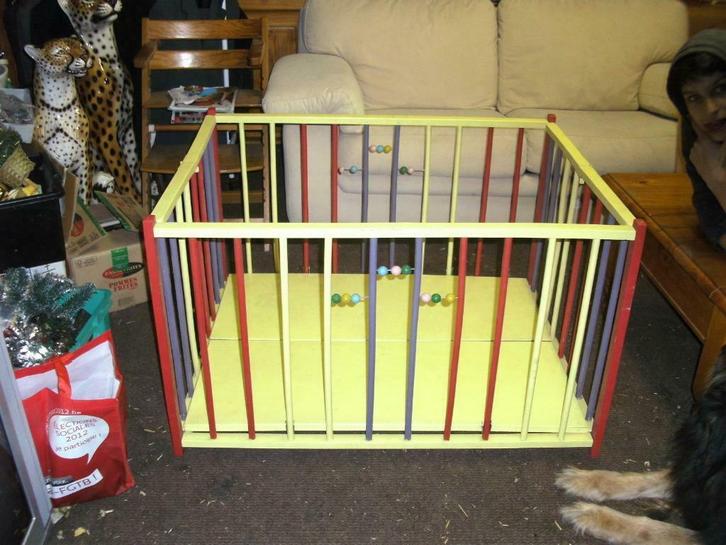 Kinderpark in hout met bodem, Kinderen en Baby's, Babyparken, Gebruikt, Rechthoekig, Ophalen